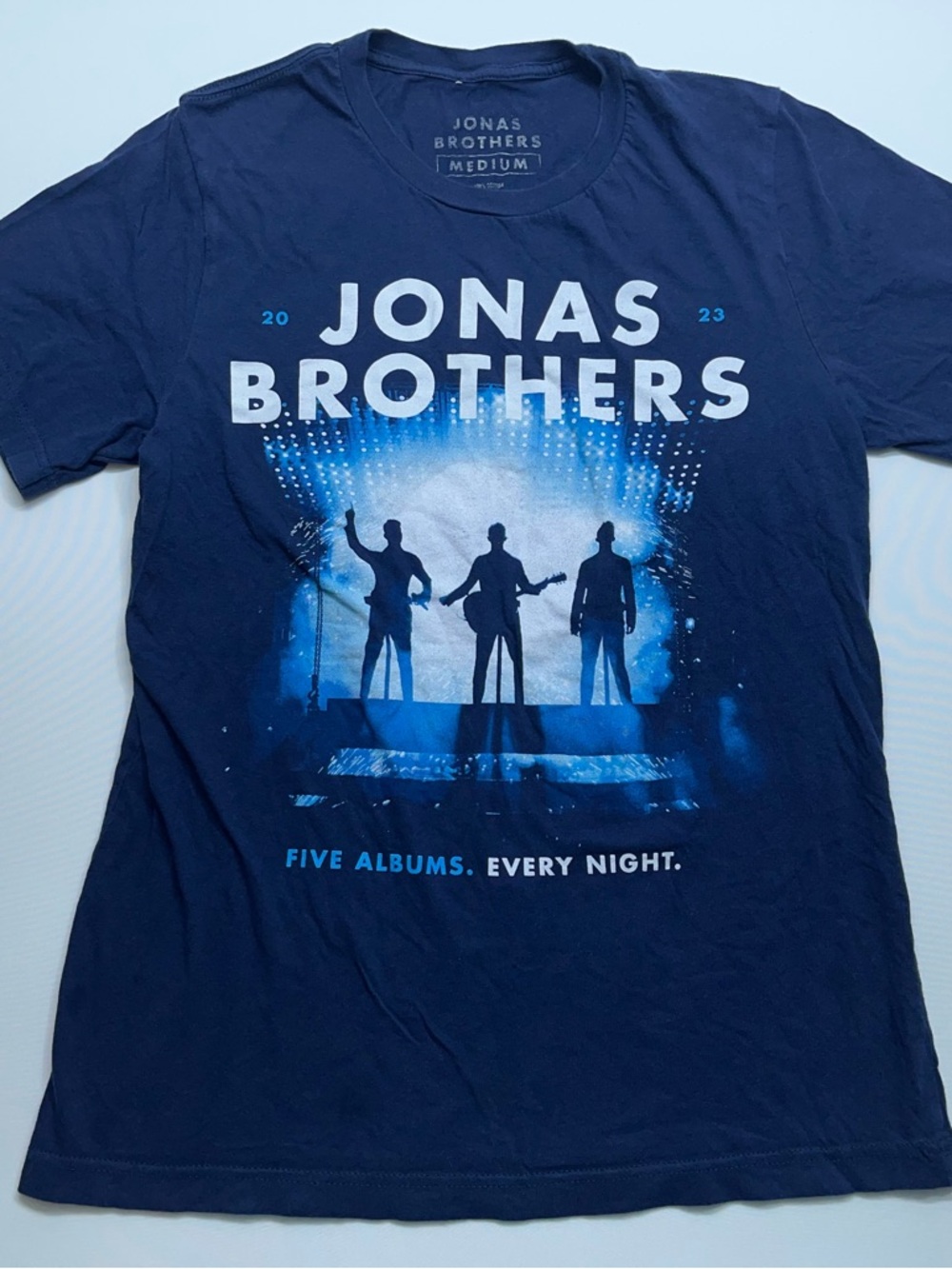 Jonas Brothers Five Albums One Night 2023 Concert Tour Shirt Mens Medium Blue